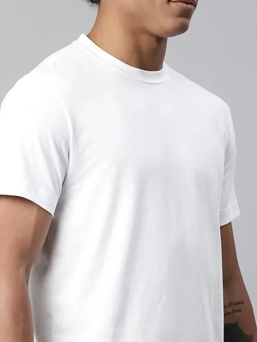 Levi's 025 Men's Premium Soft Cotton Solid T-Shirt - Round Neck, Short Sleeves with Side Branding 